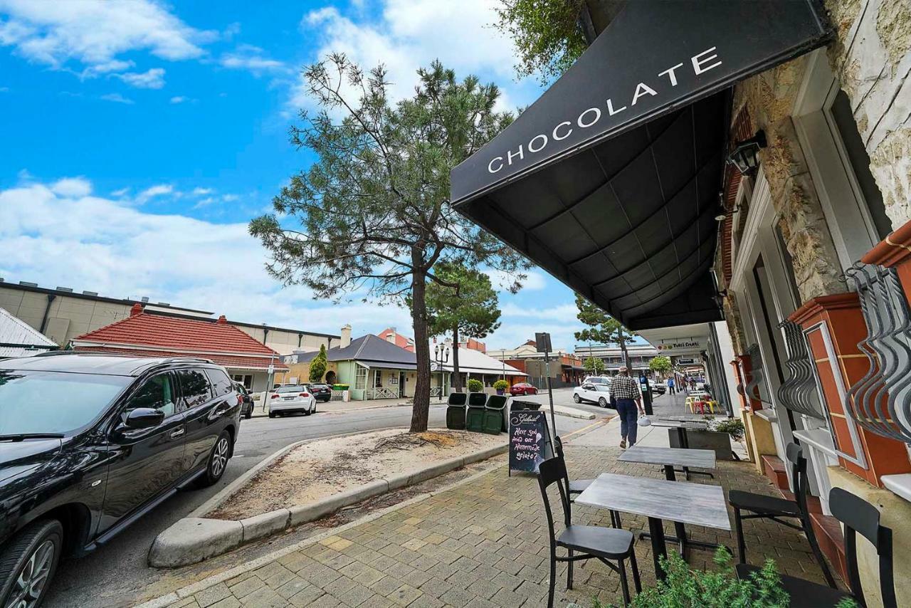 Fremantle Port Mill Bed & Breakfast - Unique Accommodation Esterno foto